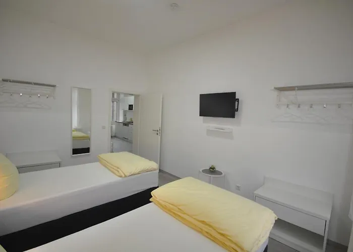 Dusseldorf-city Apartment *