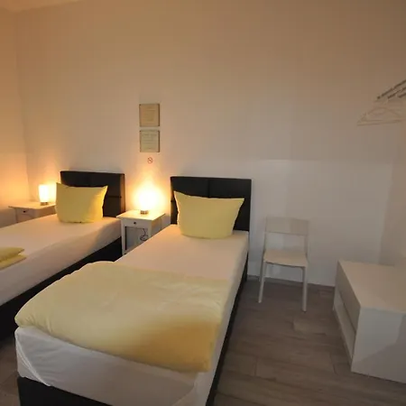 Dusseldorf-city Apartment